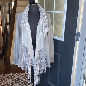 Minhas shawl sweater